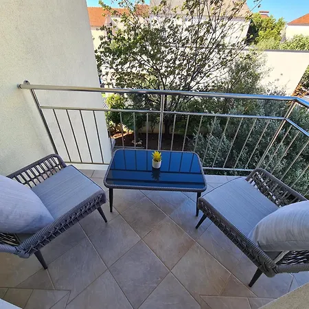 Villa Neda Vodice Exterior photo