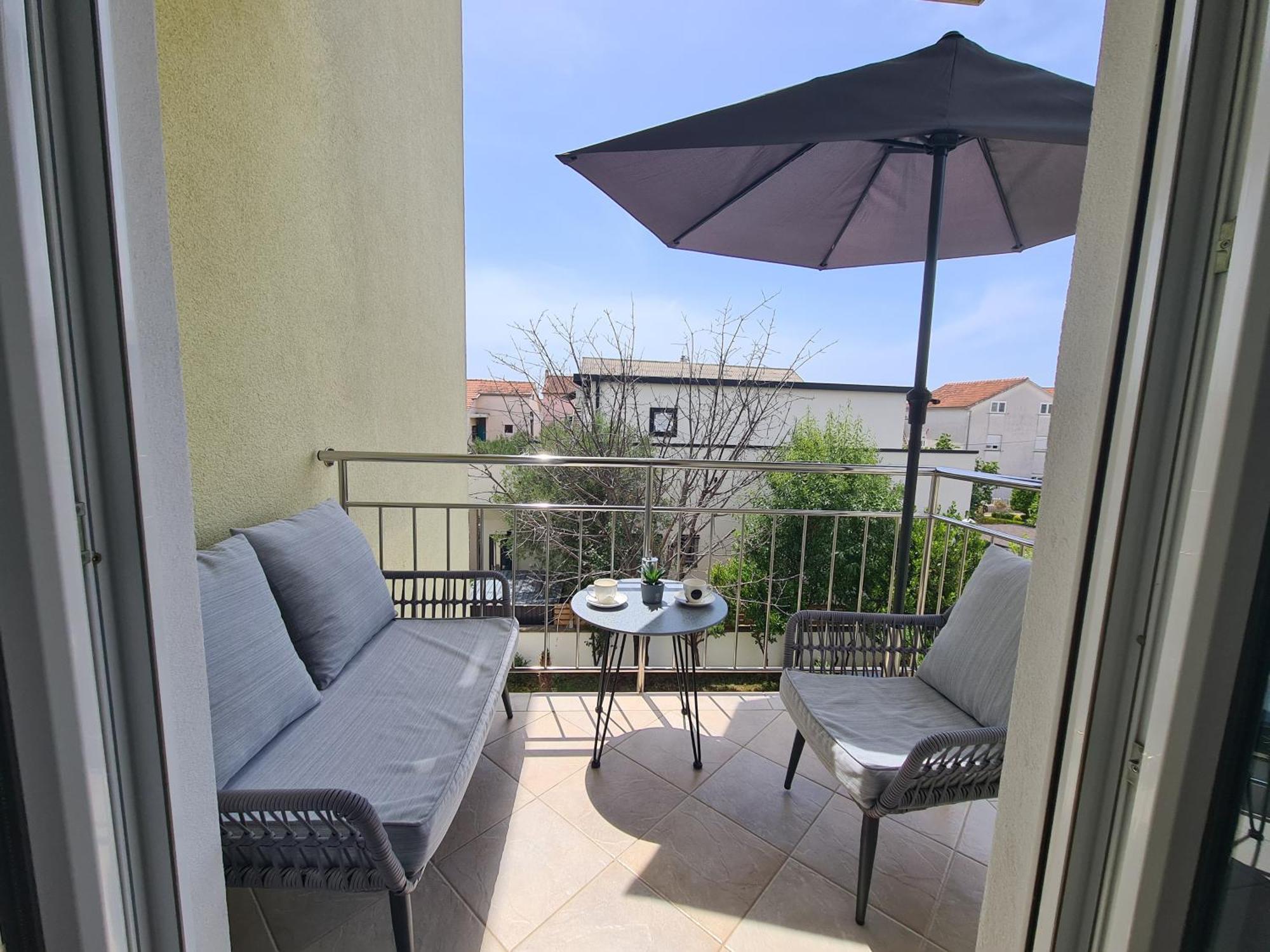 Neda Apartment